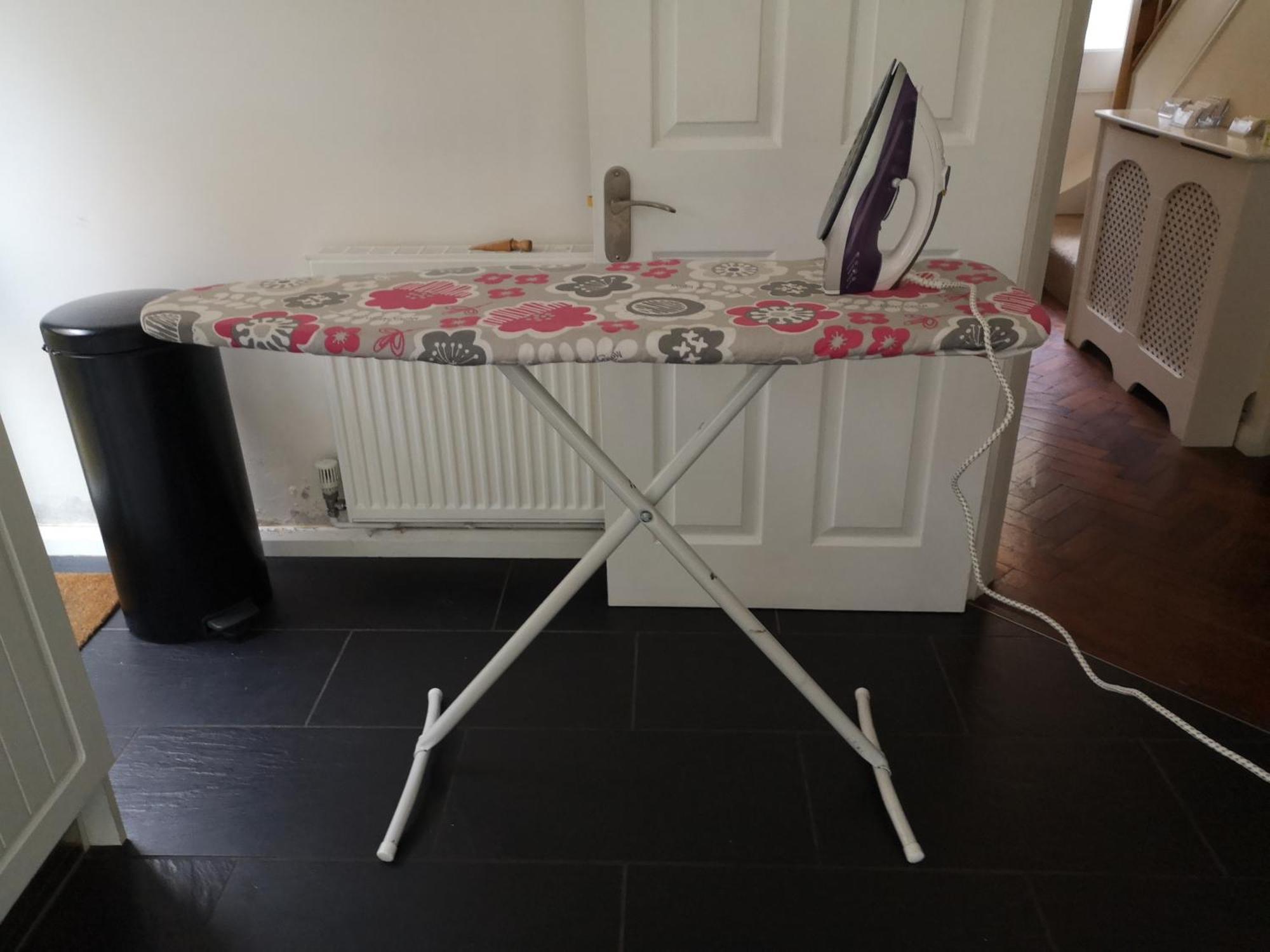 Abacus Bed And Breakfast, Blackwater, Hampshire Camberley Buitenkant foto