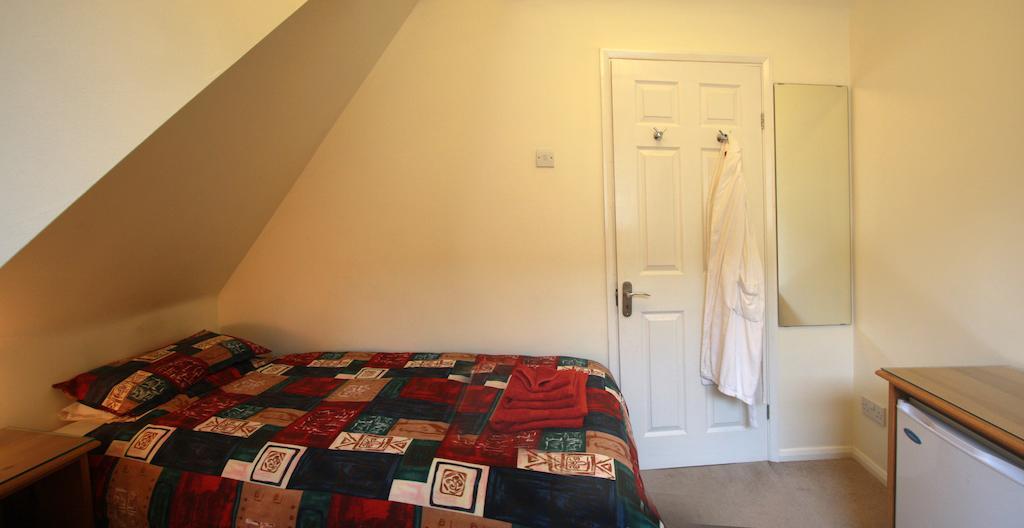 Abacus Bed And Breakfast, Blackwater, Hampshire Camberley Kamer foto